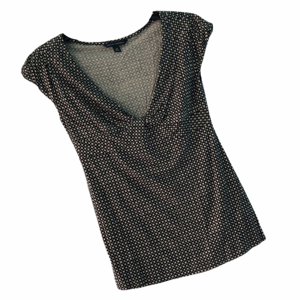 Banana Republic Brown Tan V Neck Neutral Circle Pattern Blouse E16